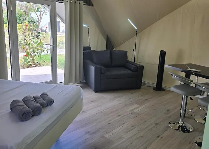 Pacific Glamp Appartement *