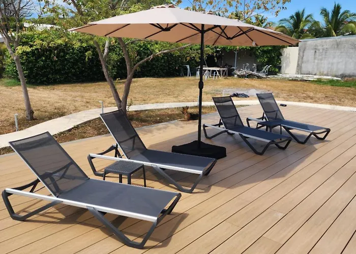 Pacific Glamp * Potrero (Guanacaste)