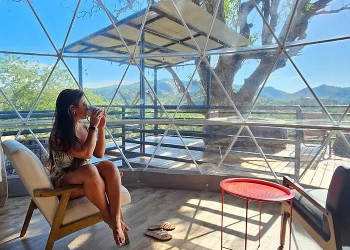 Pacific Glamp Potrero (Guanacaste)